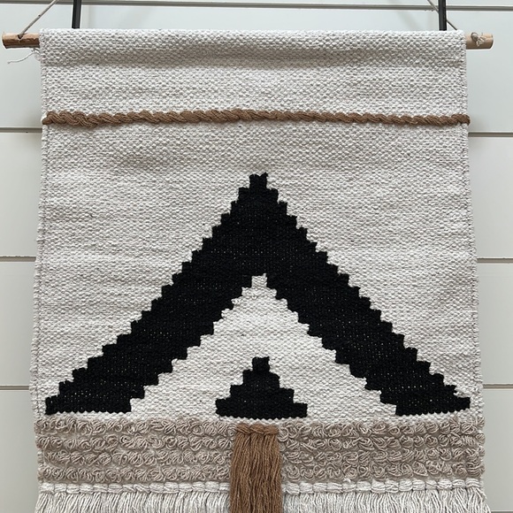 🌾 Concepts in Time Pyramid Fringe Woven Tapestry 🌾 - Picture 4 of 7